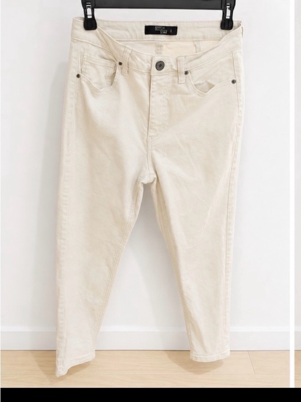 High-Rise Cropped Jeans in Off-White